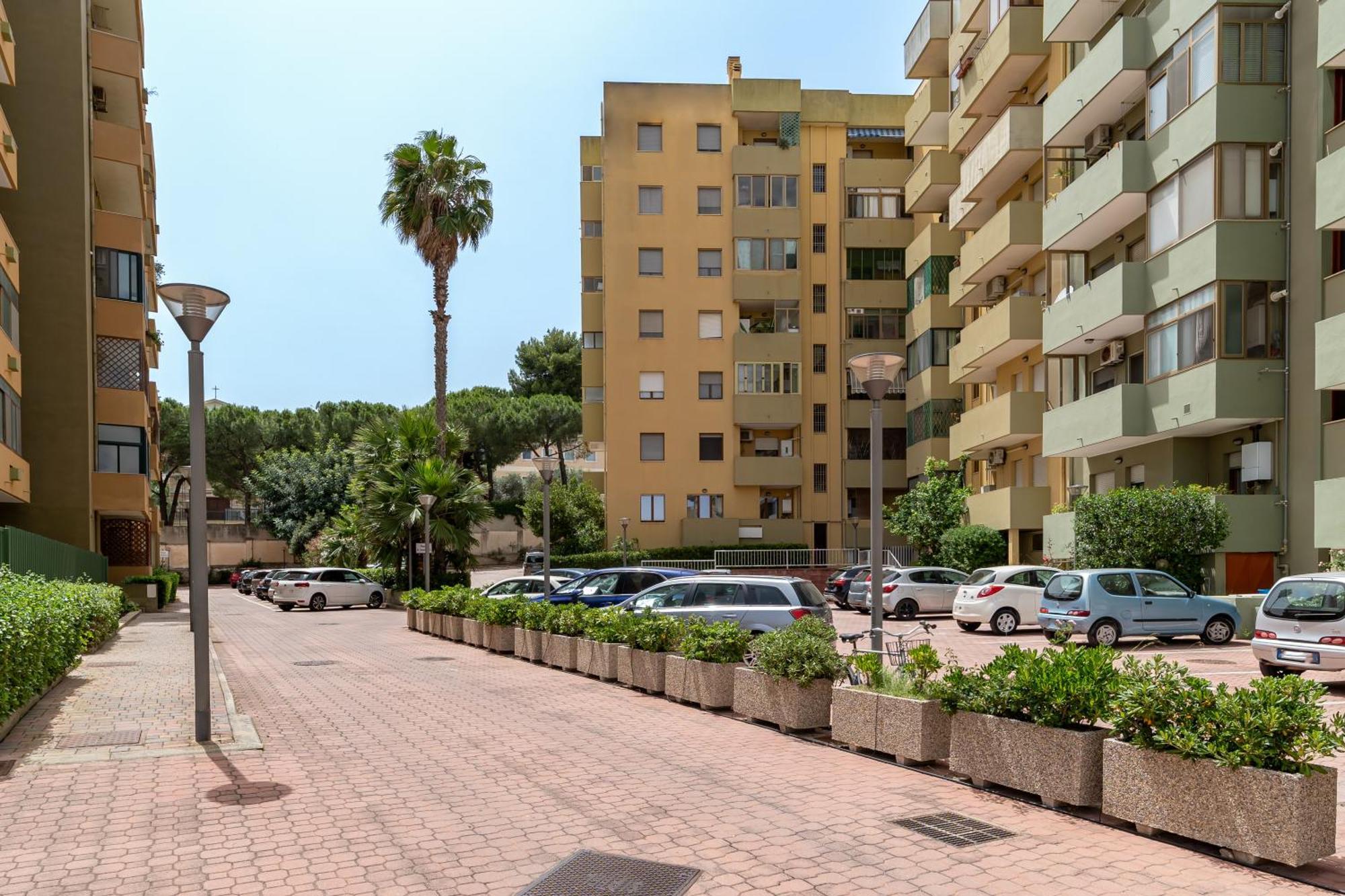 Kalbia Apartment Or Rooms Renovated, Functional, Intimate And More Cagliari Kültér fotó