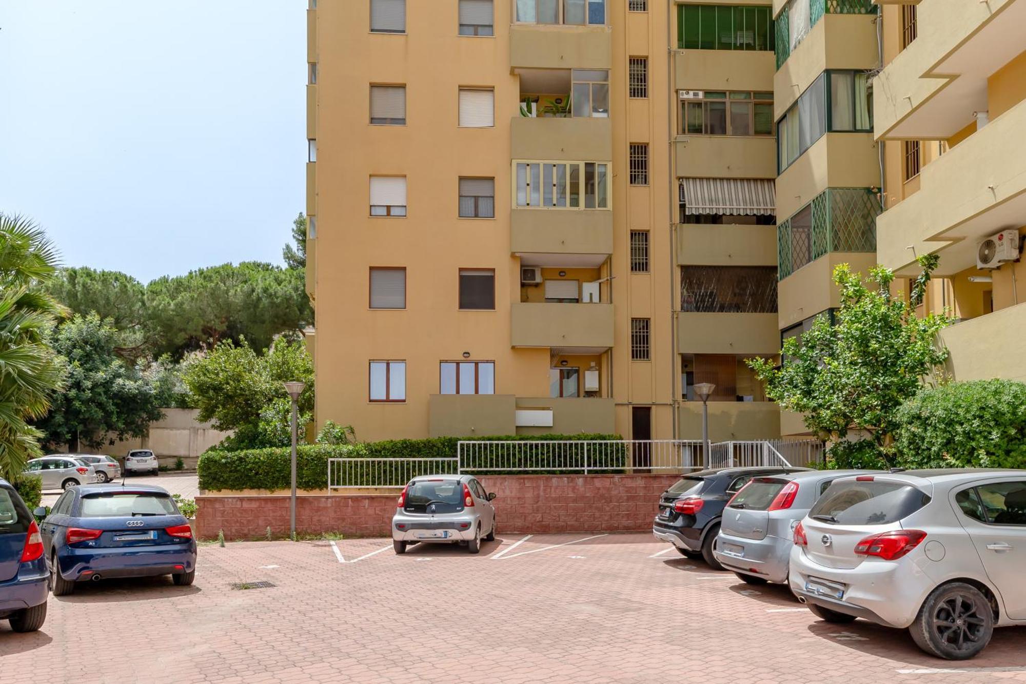 Kalbia Apartment Or Rooms Renovated, Functional, Intimate And More Cagliari Kültér fotó